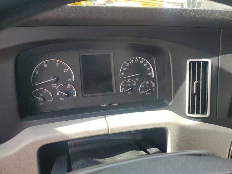 2019 Freightliner Cascadia 126