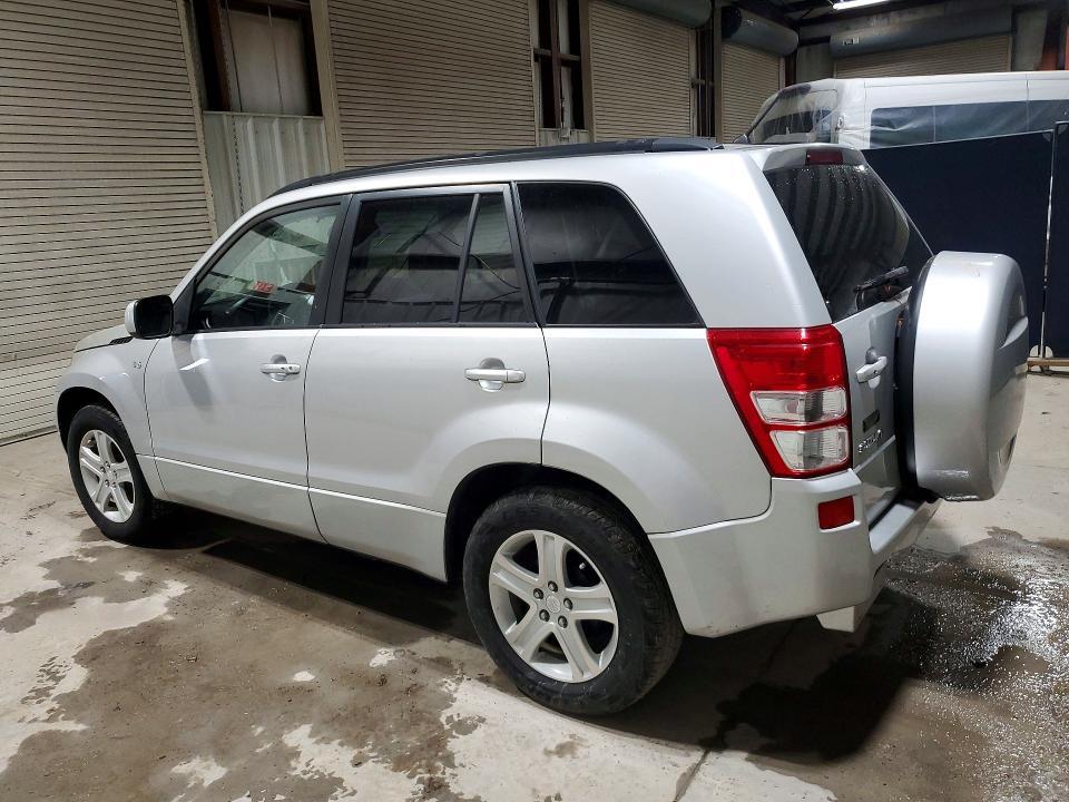 2006 Suzuki Grand Vitara Luxury