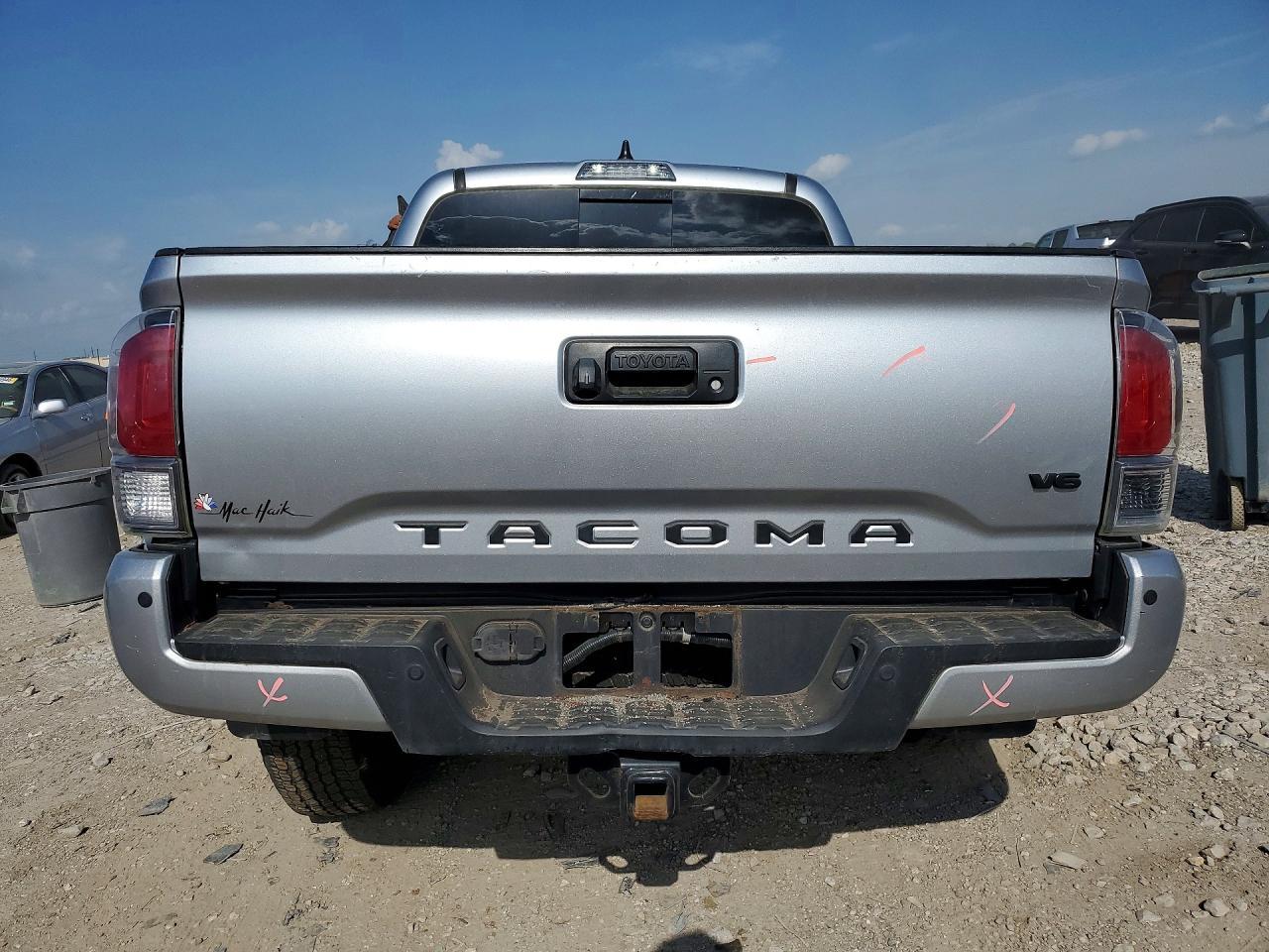 2022 Toyota Tacoma TRD OFF-Road