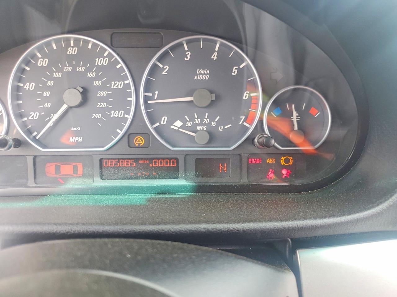 2002 BMW 330 ci
