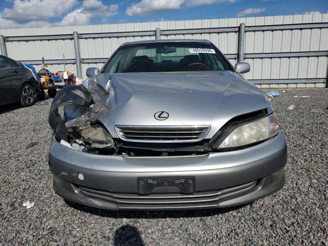 2000 Lexus Es 300 Base