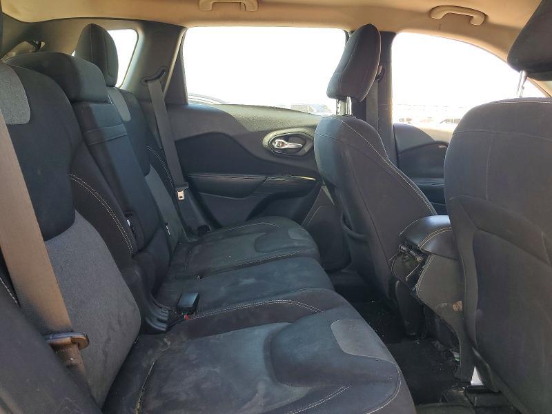 2014 Jeep Cherokee Sport