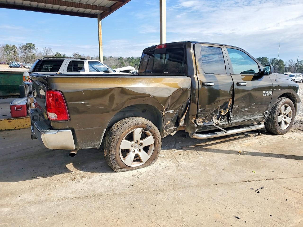 2013 Dodge RAM 1500 SLT