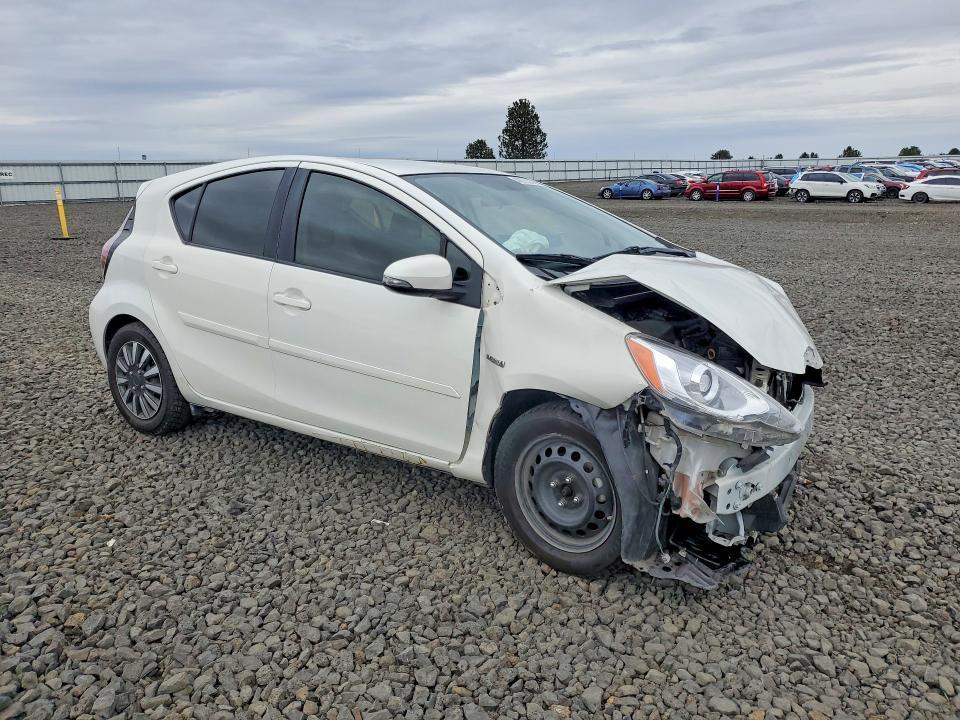 2015 Toyota Prius c one