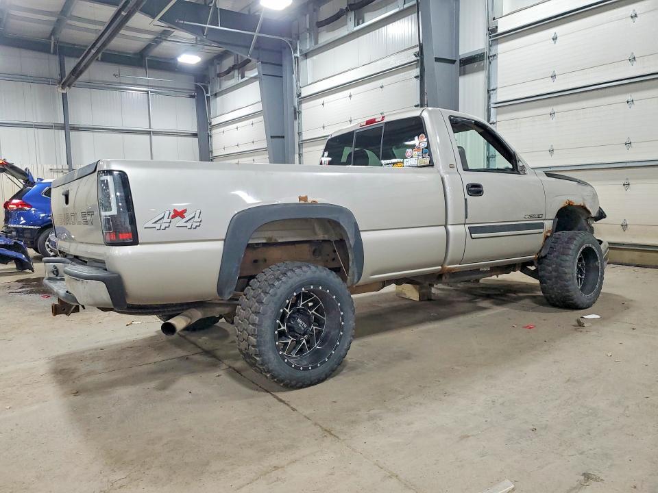2004 Chevrolet Silverado K2500 Heavy Duty