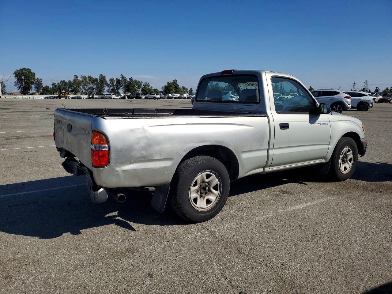 2003 Toyota Tacoma Base