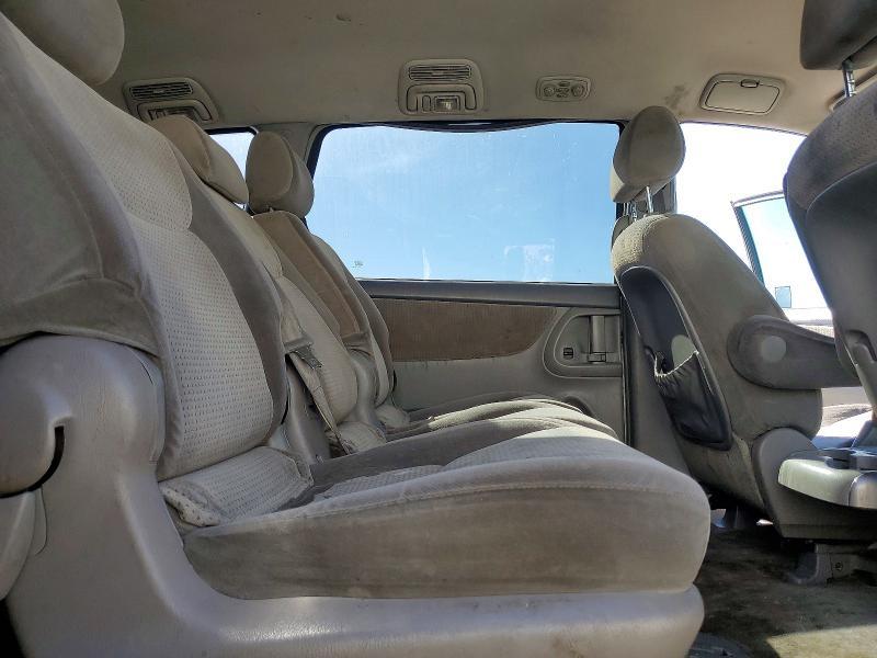 2008 Toyota Sienna le 8-passenger