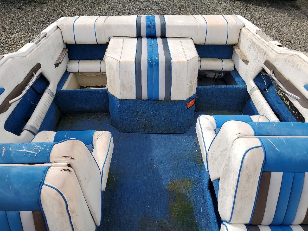 1990 SER 200 BOW Rider-Boat