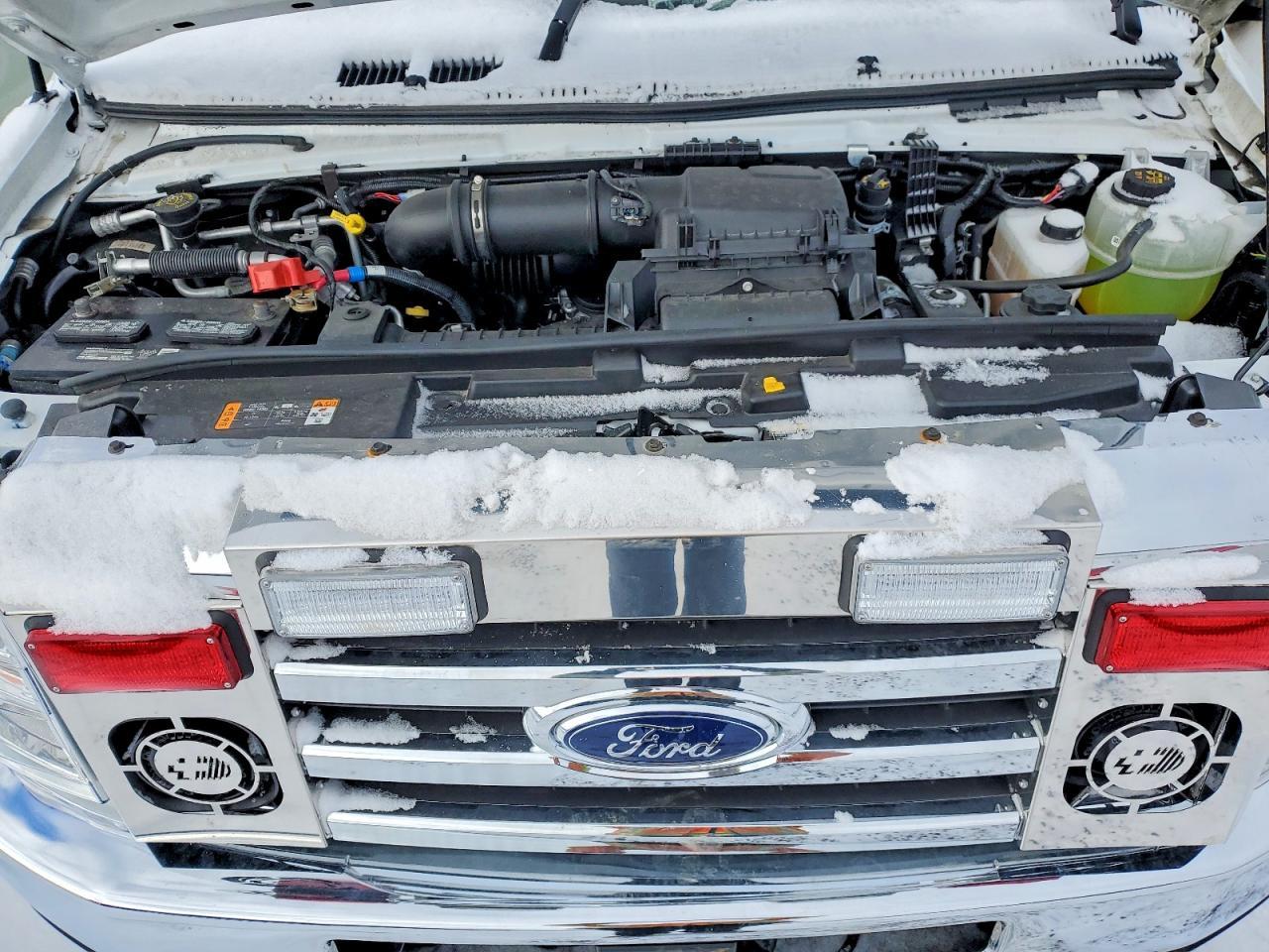 2025 Ford E-SERIES Cutaway