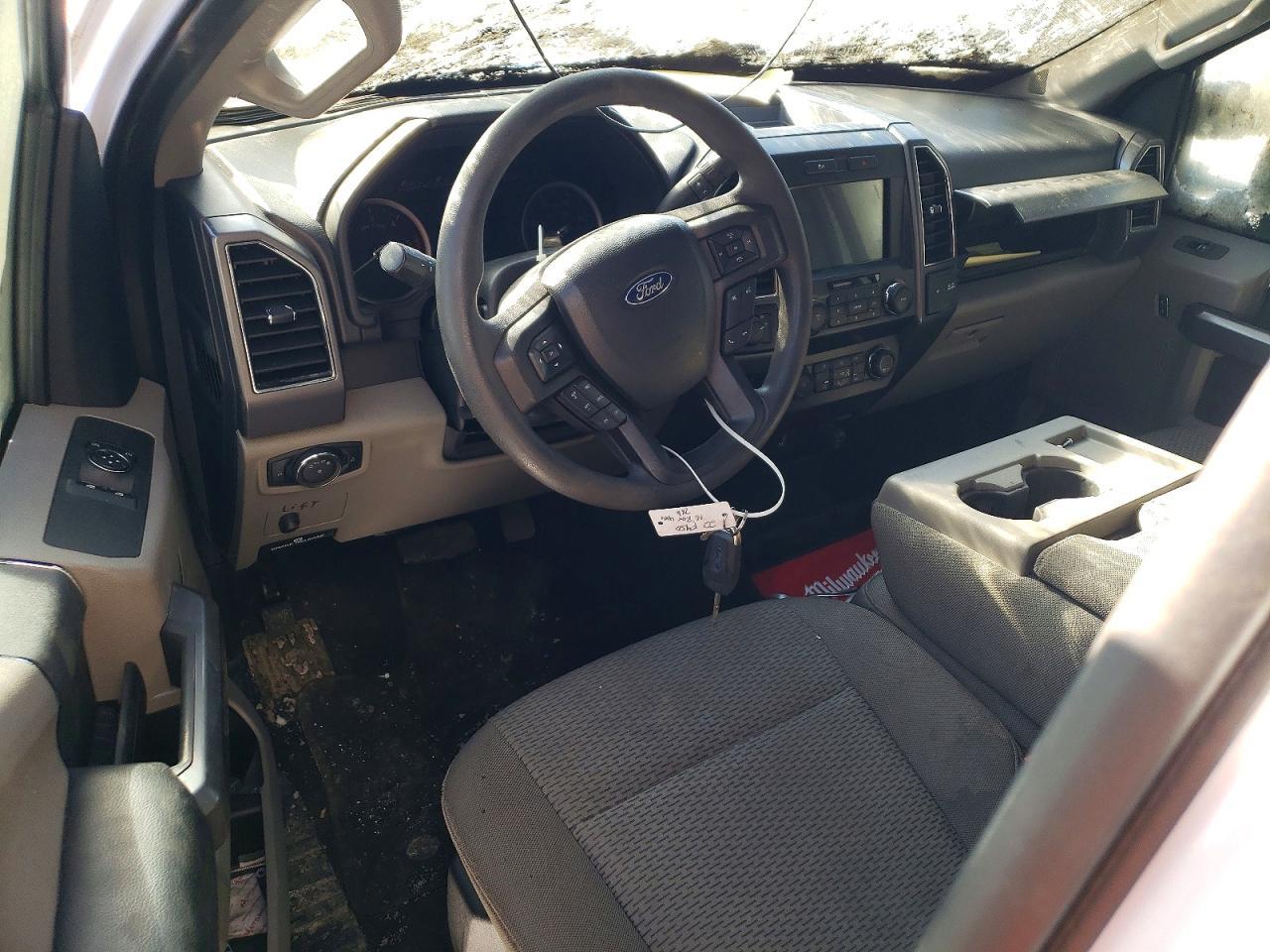 2022 Ford F450 Super Duty BOX Truck