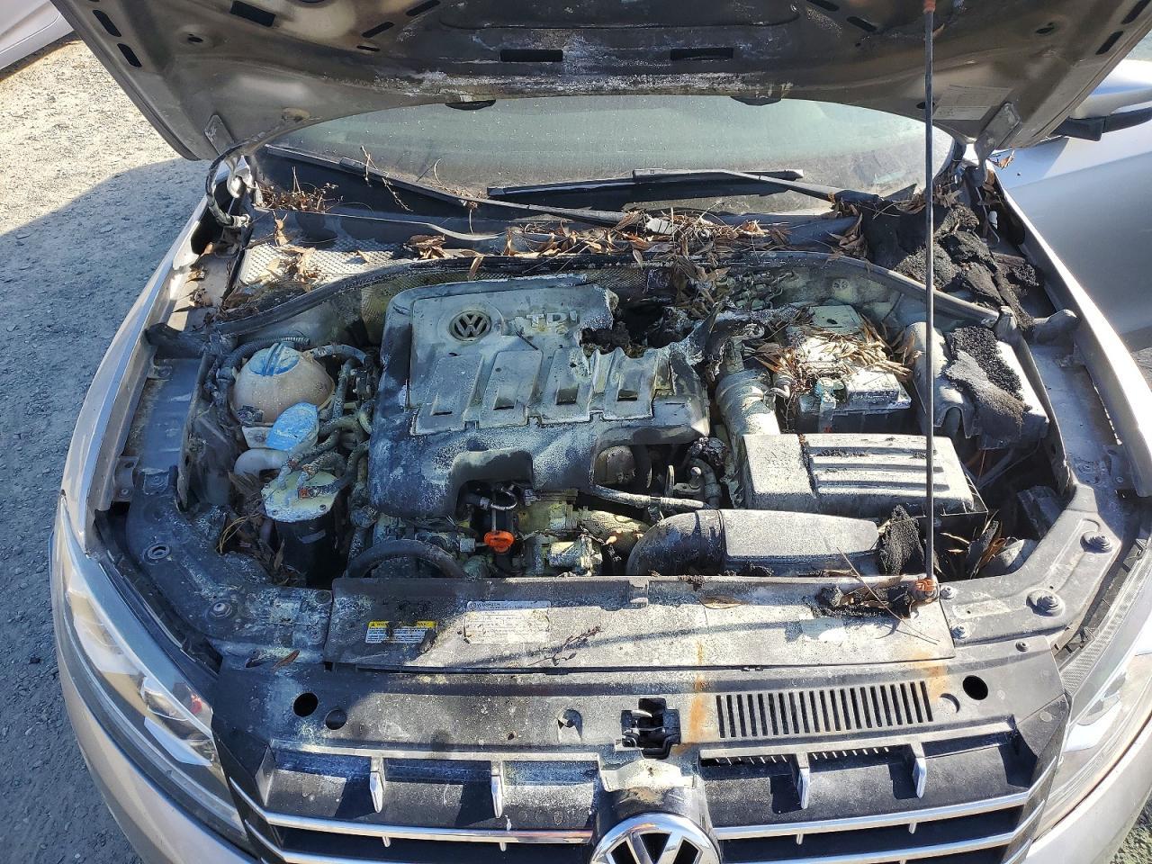 2013 Volkswagen Passat se