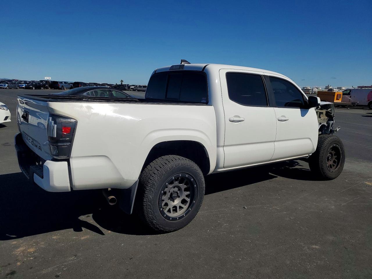 2019 Toyota Tacoma SR