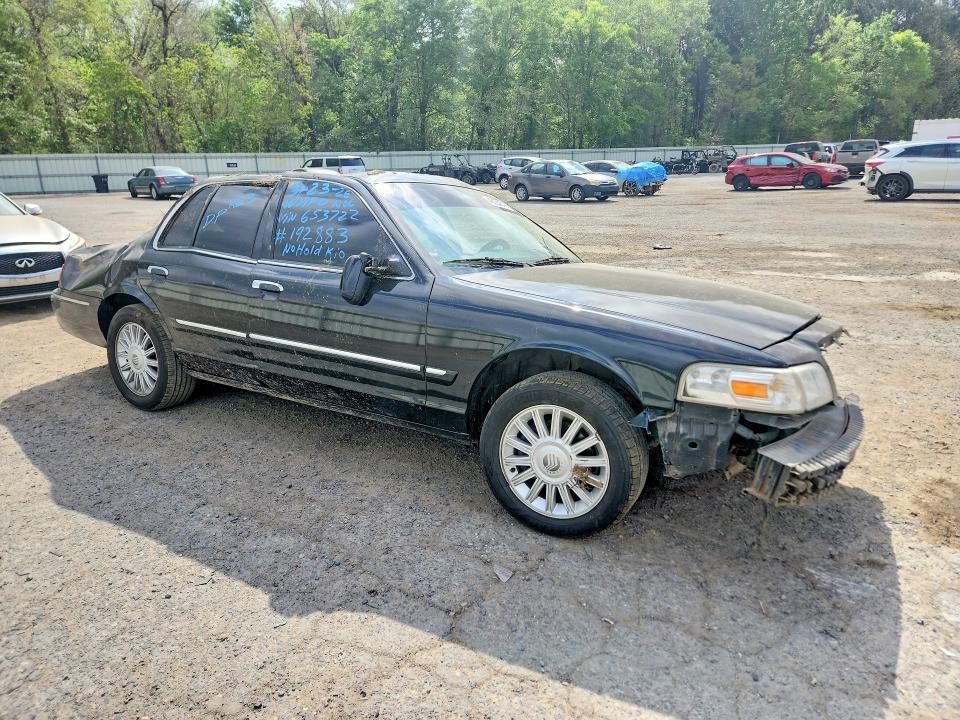 2008 Mercury Grand Marquis gs