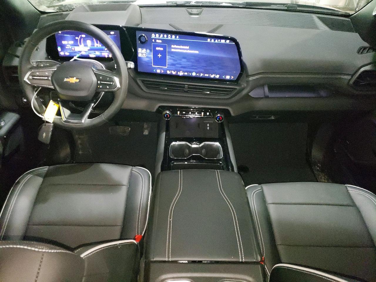 2025 Chevrolet Silverado LT