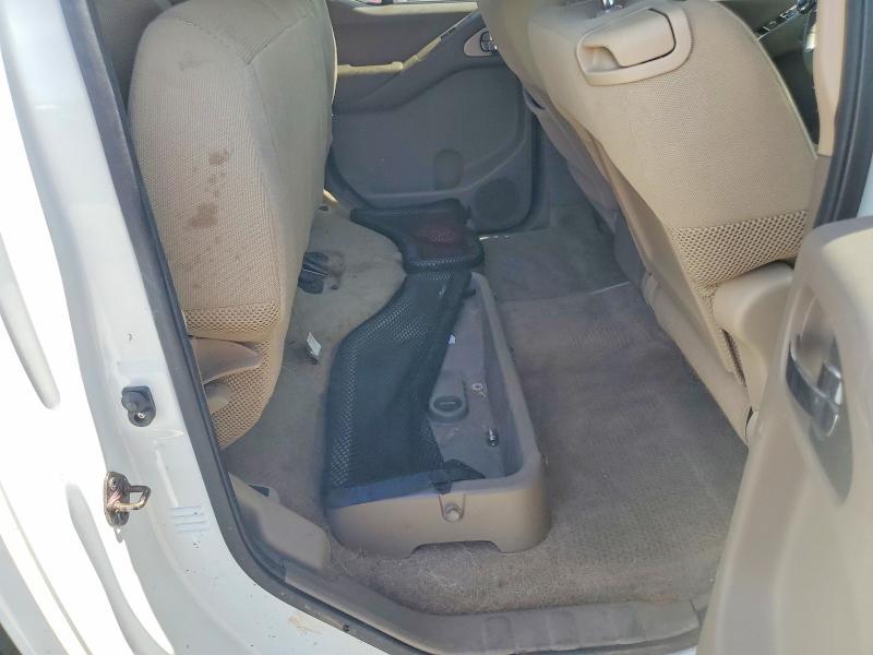 2014 Nissan Frontier S