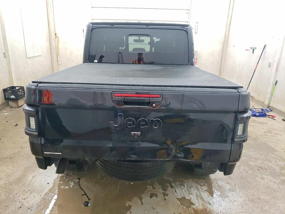 2022 Jeep Gladiator Overland