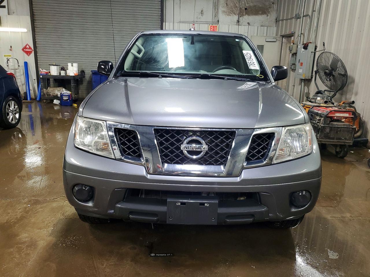2018 Nissan Frontier sv