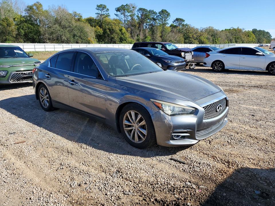 2014 Infiniti Q50 Premium