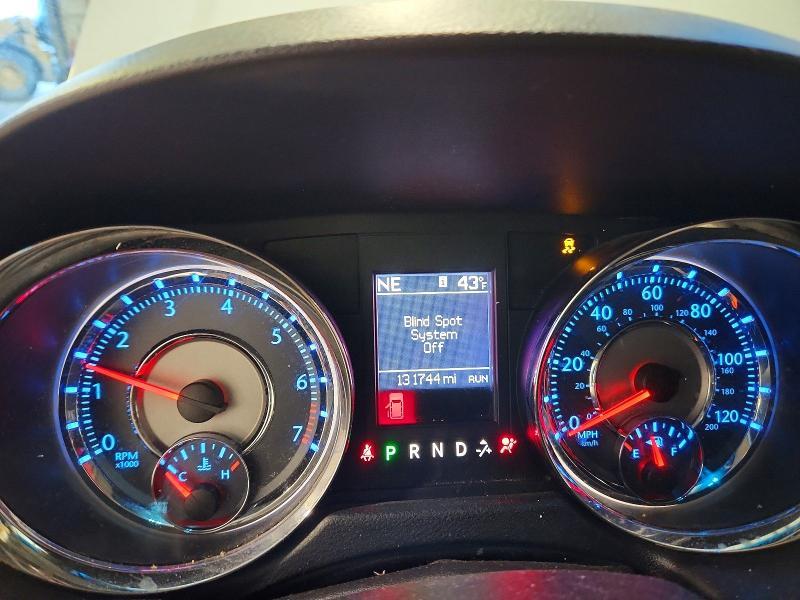 2011 Chrysler Town & Country Touring