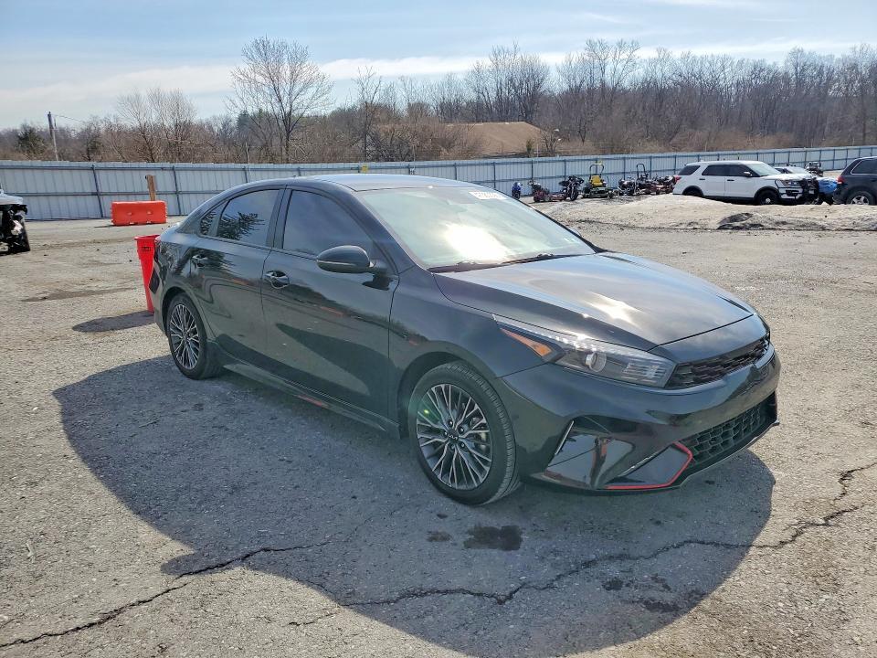 2023 KIA Forte Gt-line