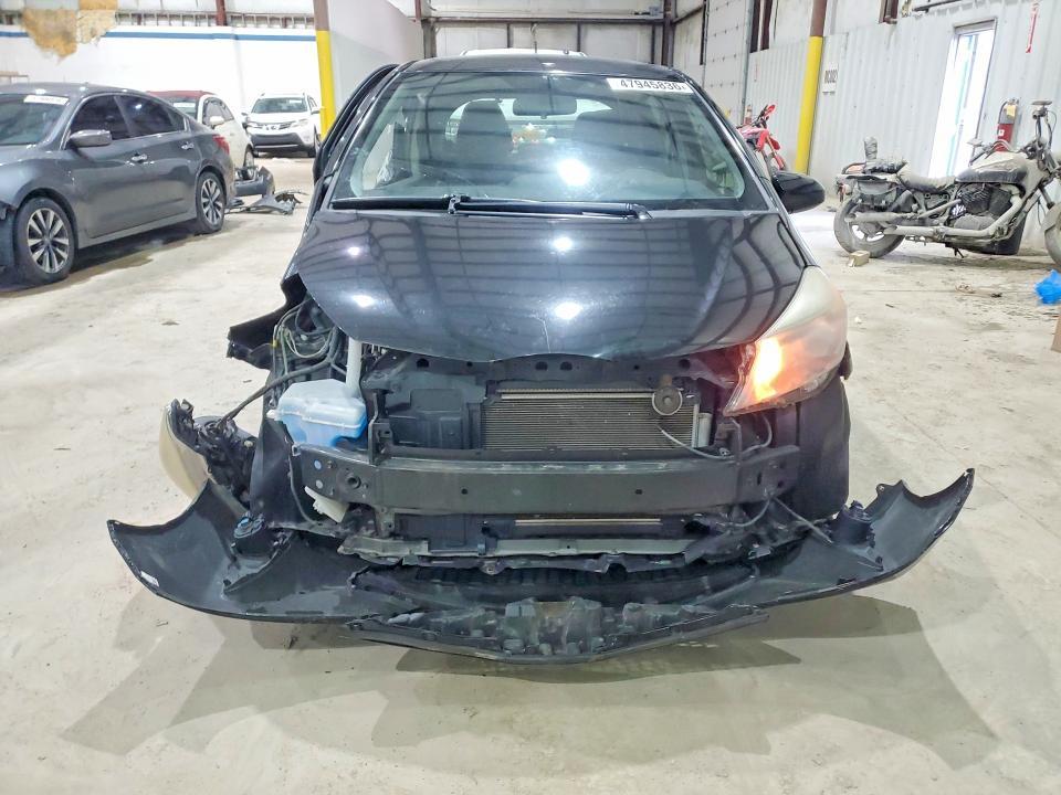 2013 Toyota Yaris 5-door se