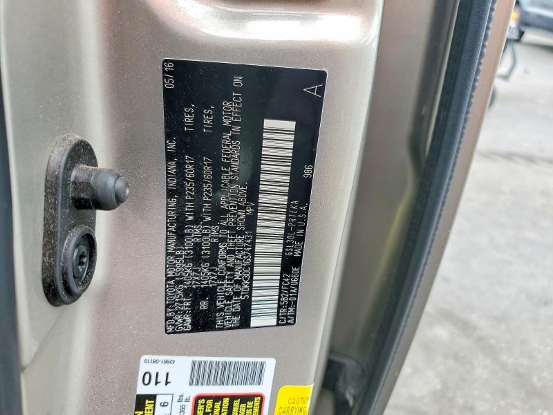 2016 Toyota Sienna le 8-passenger