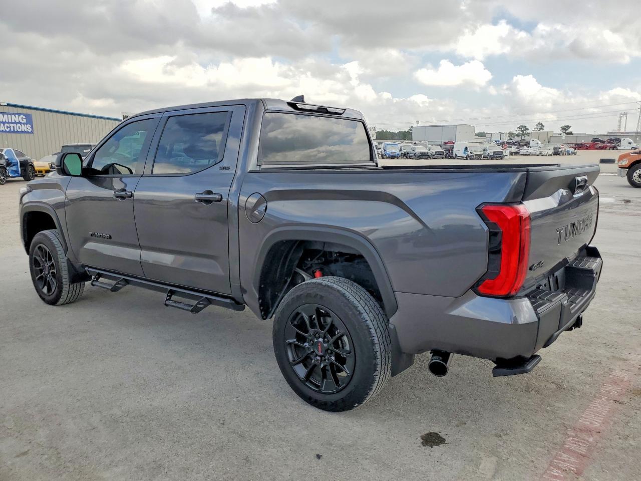 2024 Toyota Tundra SR5-4X4