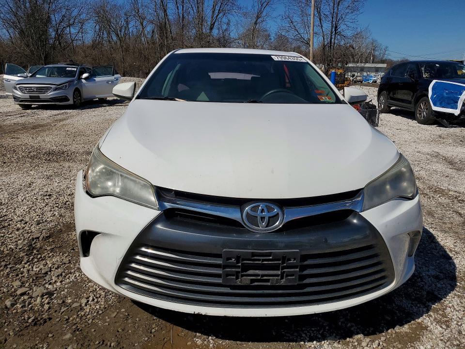 2017 Toyota Camry le