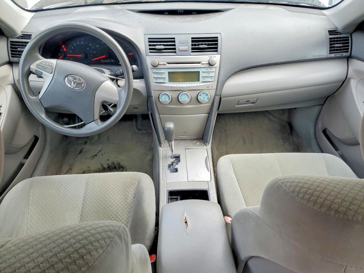 2008 Toyota Camry le