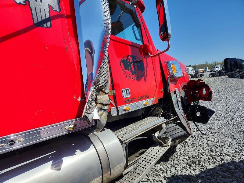 2019 Freigliner 2019 Freightliner Convention Semi Truck