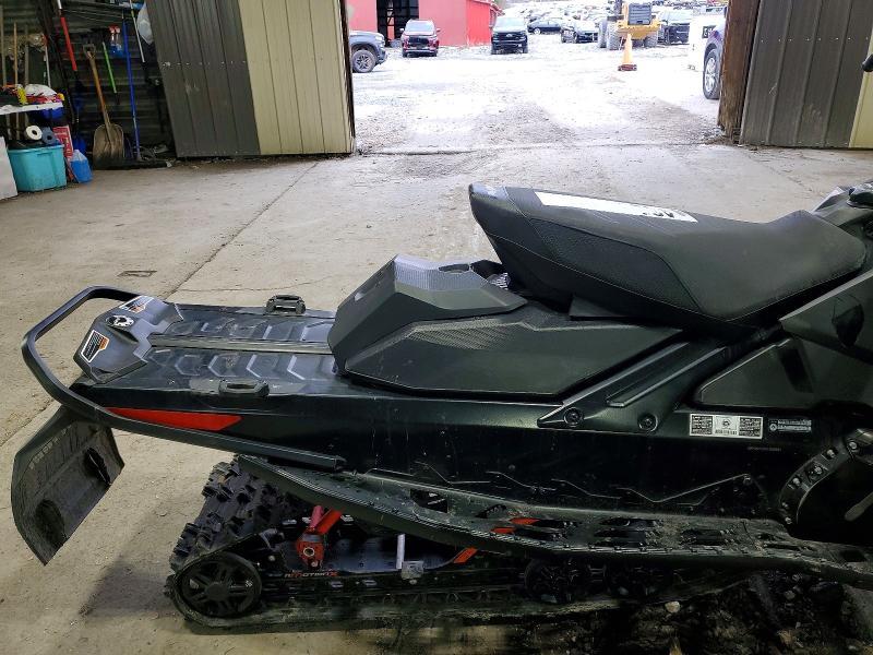 2022 Skidoo Mx z X-rs E-tec 850r