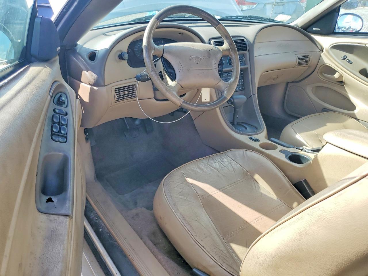 2004 Ford Mustang