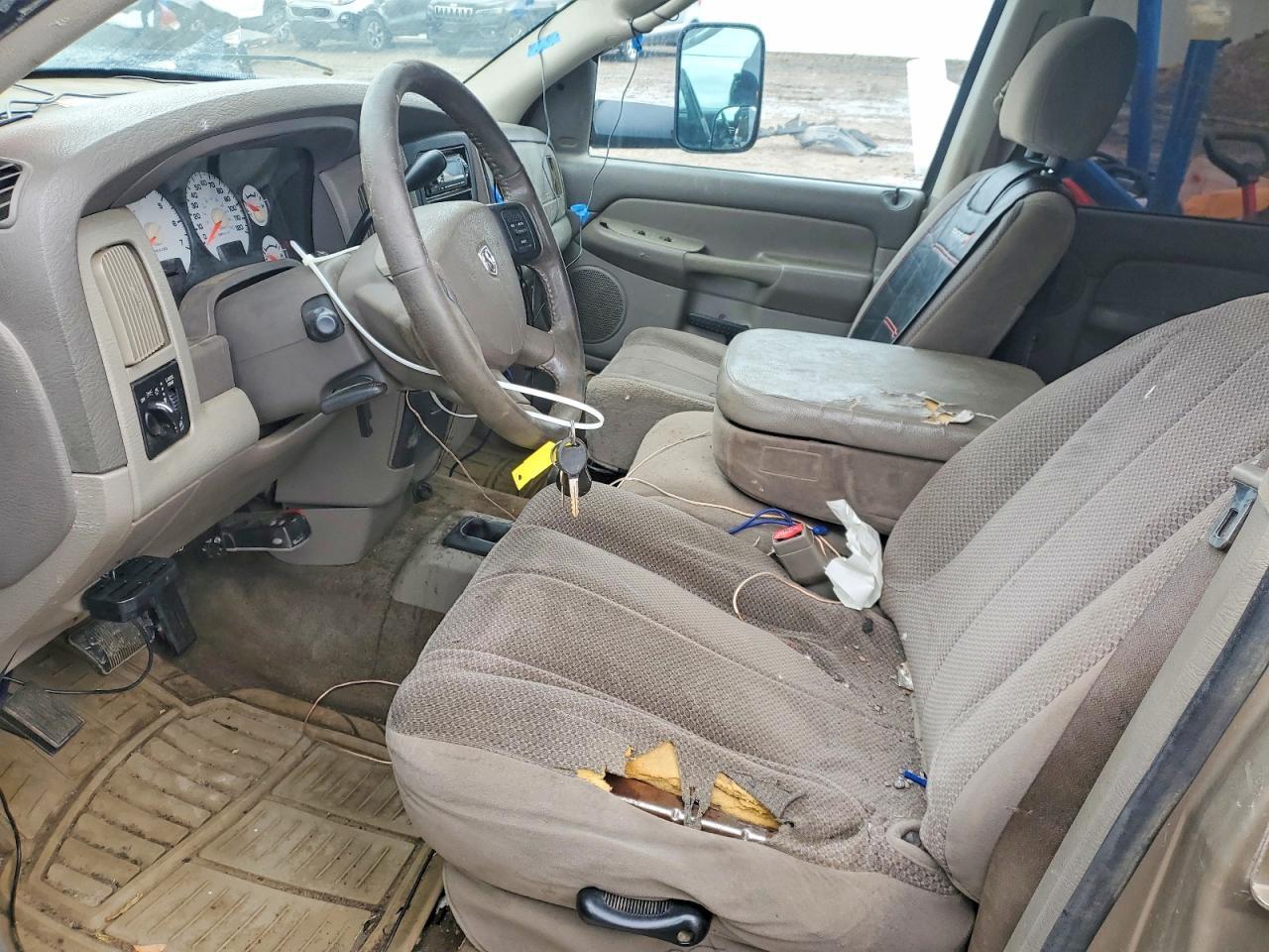 2004 Dodge RAM 1500 ST