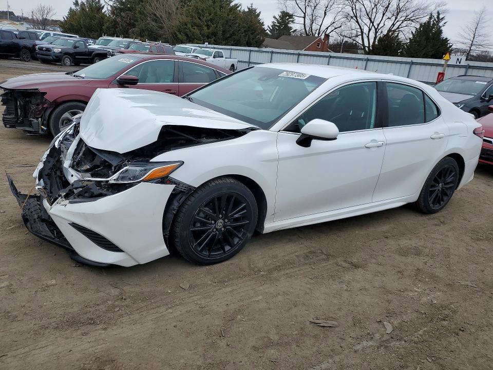 2019 Toyota Camry se