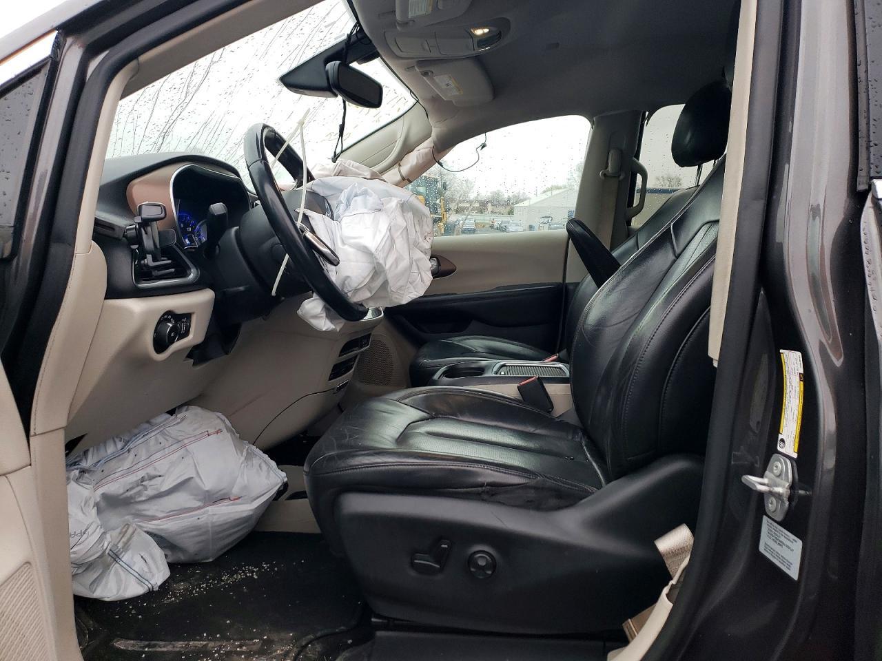 2017 Chrysler Pacifica Touring l Plus