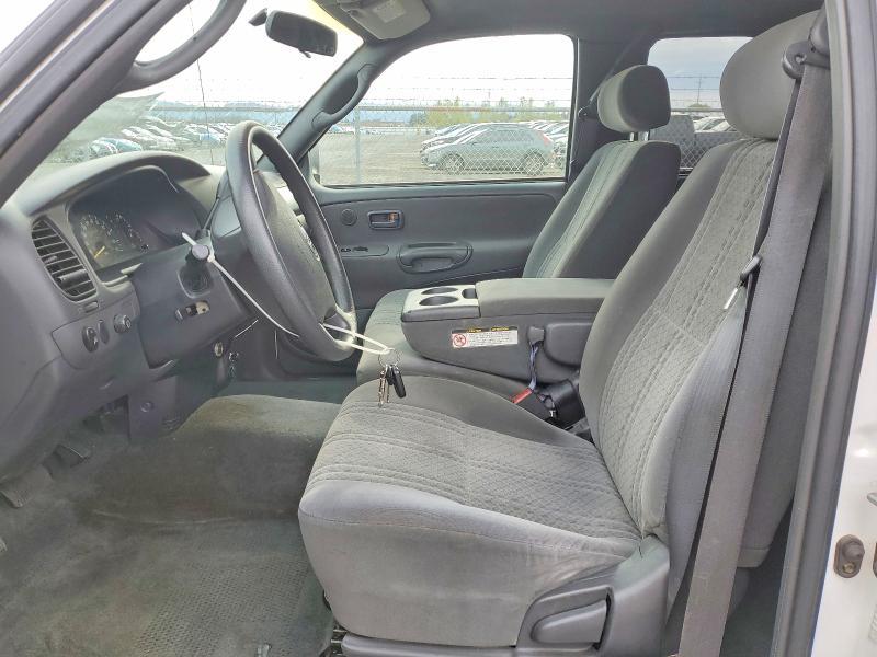 2004 Toyota Tundra SR5