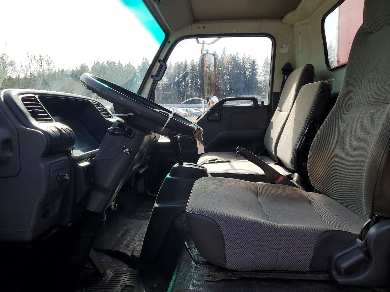 2002 Isuzu NPR HD BOX Truck