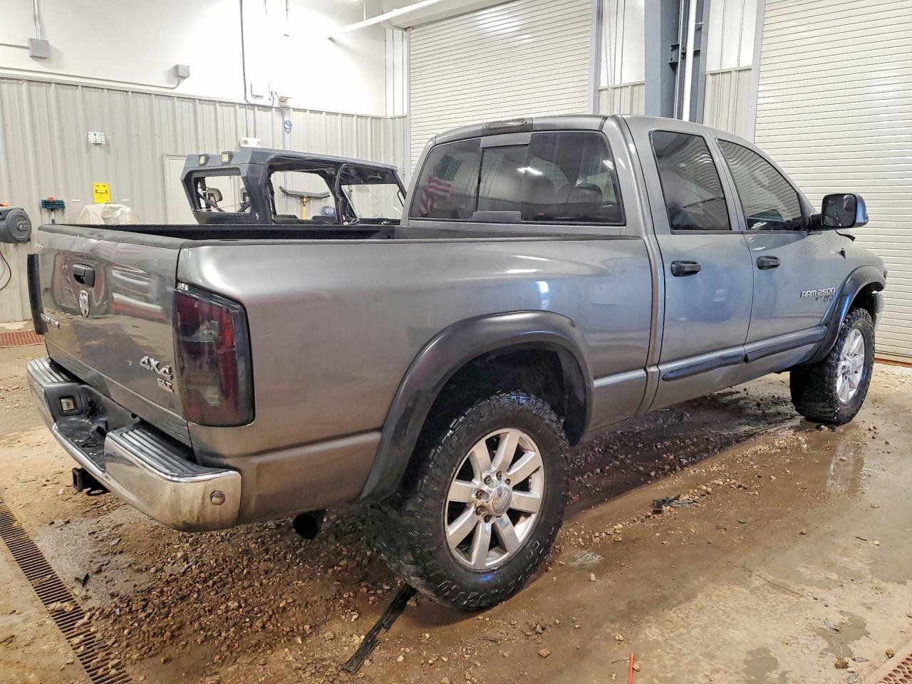 2005 Dodge RAM 2500 ST