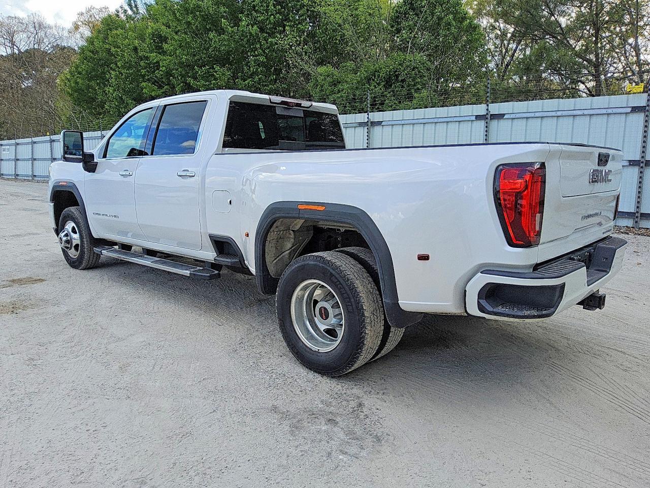 2020 GMC Sierra K3500 Denali