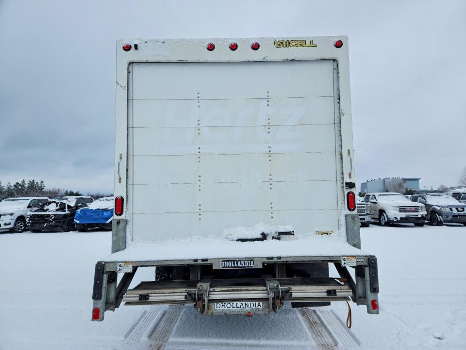 2023 Ford Econoline E450 Super Duty Cutaway Van