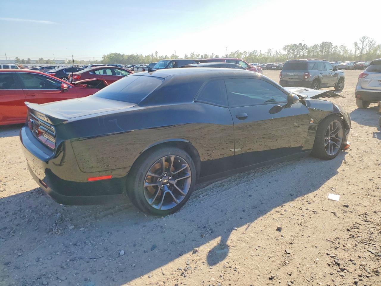 2023 Dodge Challenger r