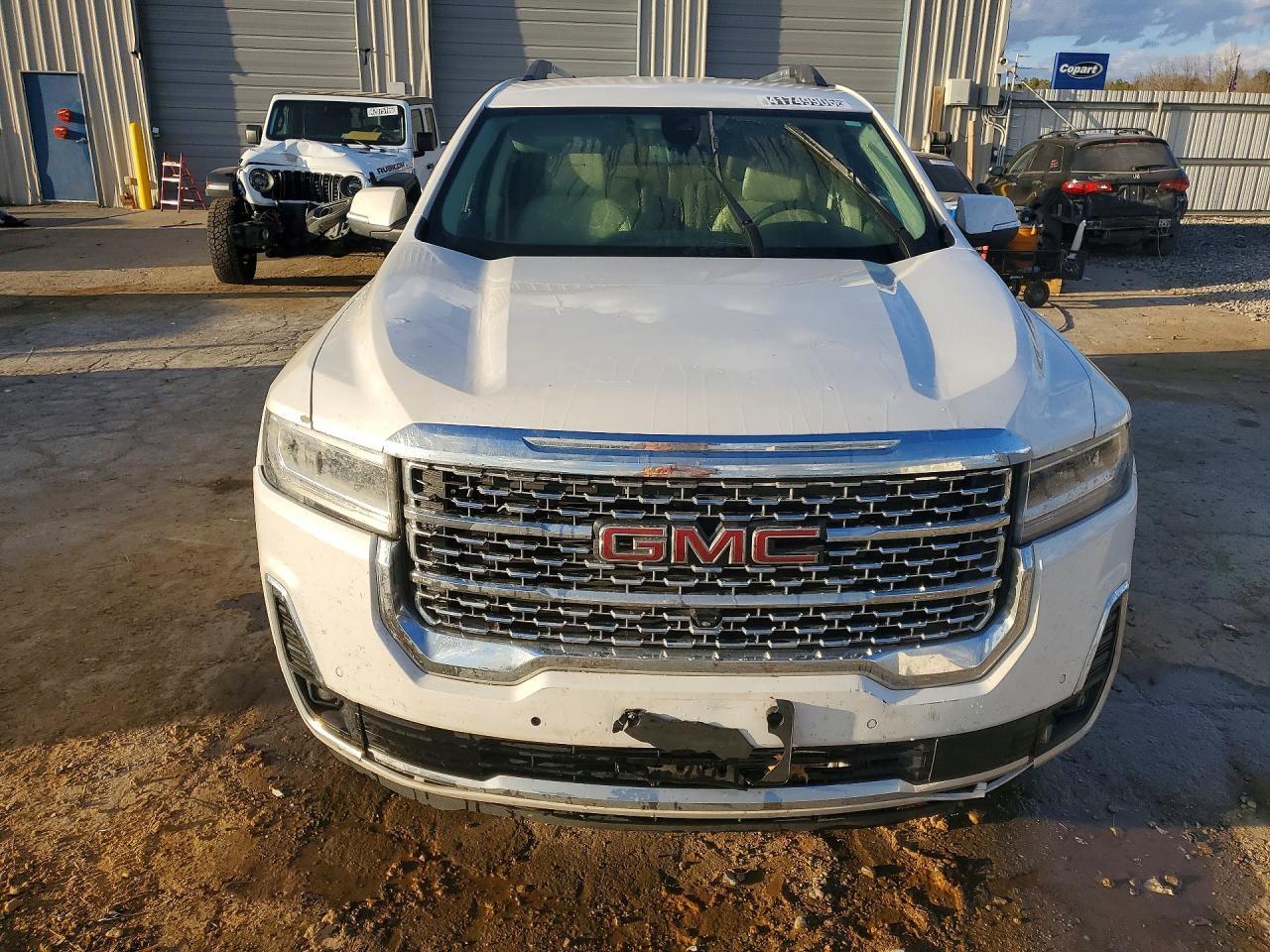 2020 GMC Acadia Denali