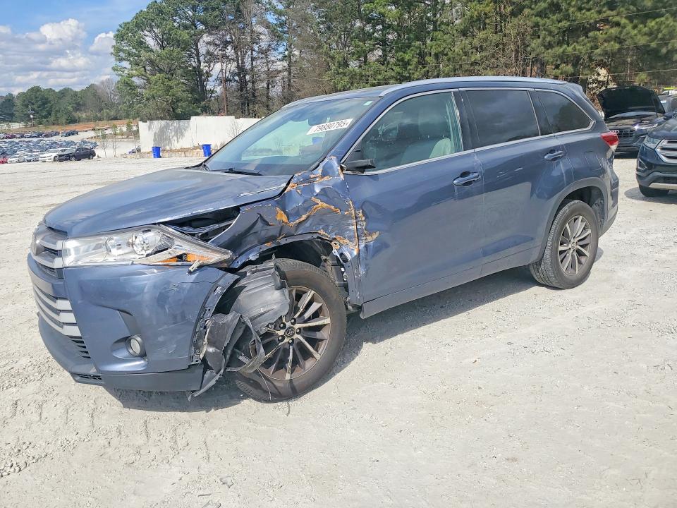 2018 Toyota Highlander xle