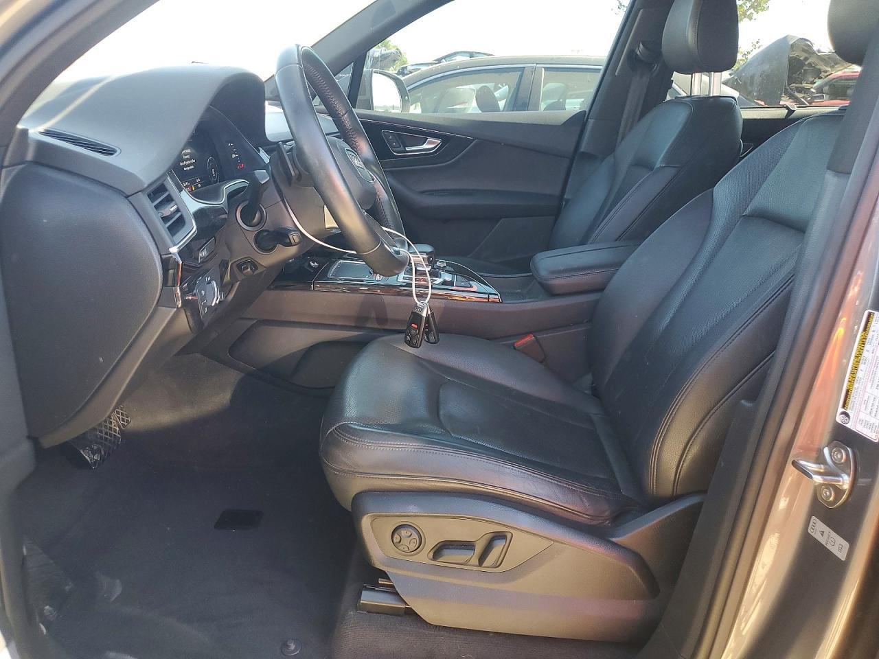 2017 Audi Q7 Premium Plus