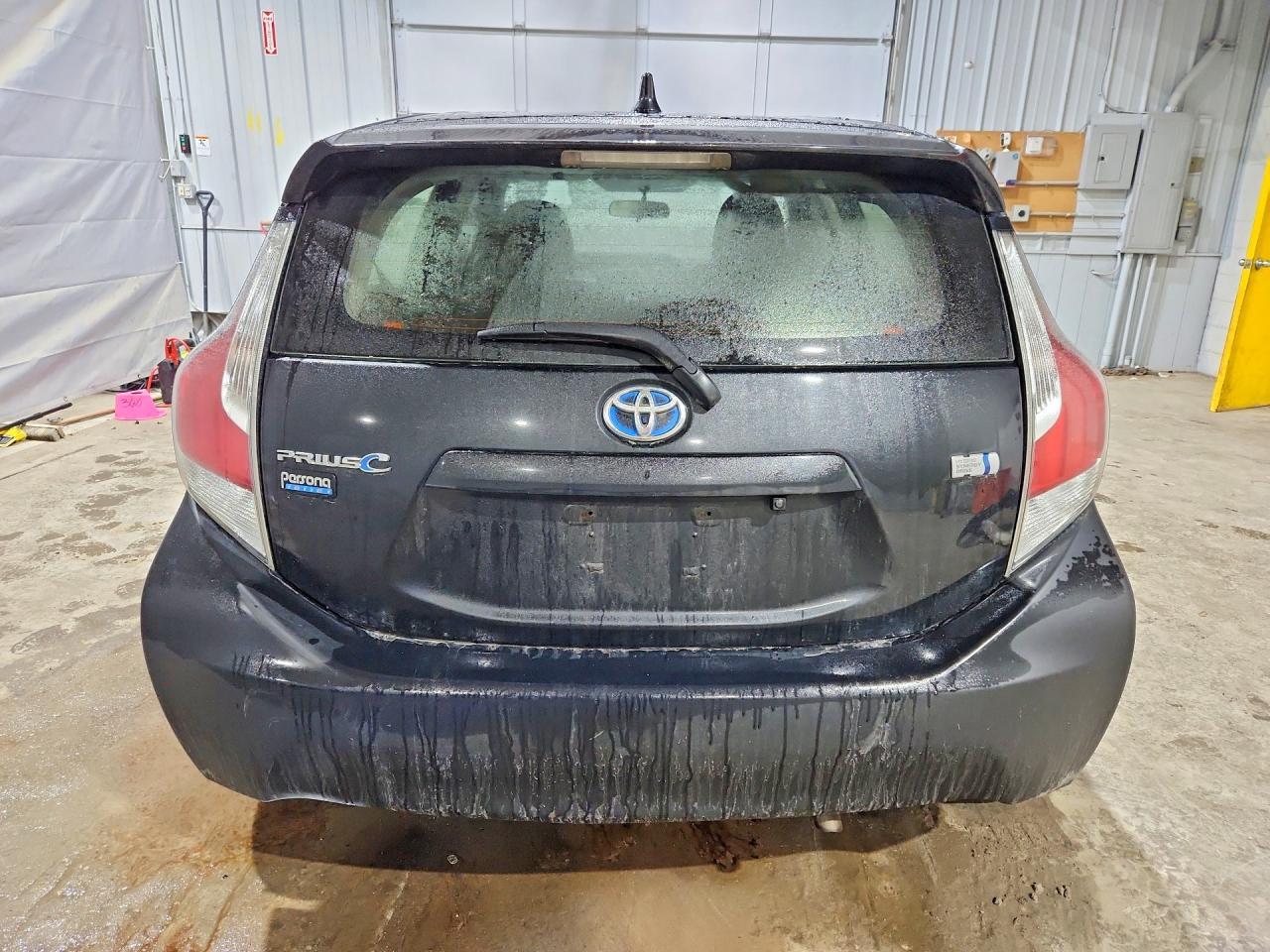 2016 Toyota Prius c Persona Special Edition