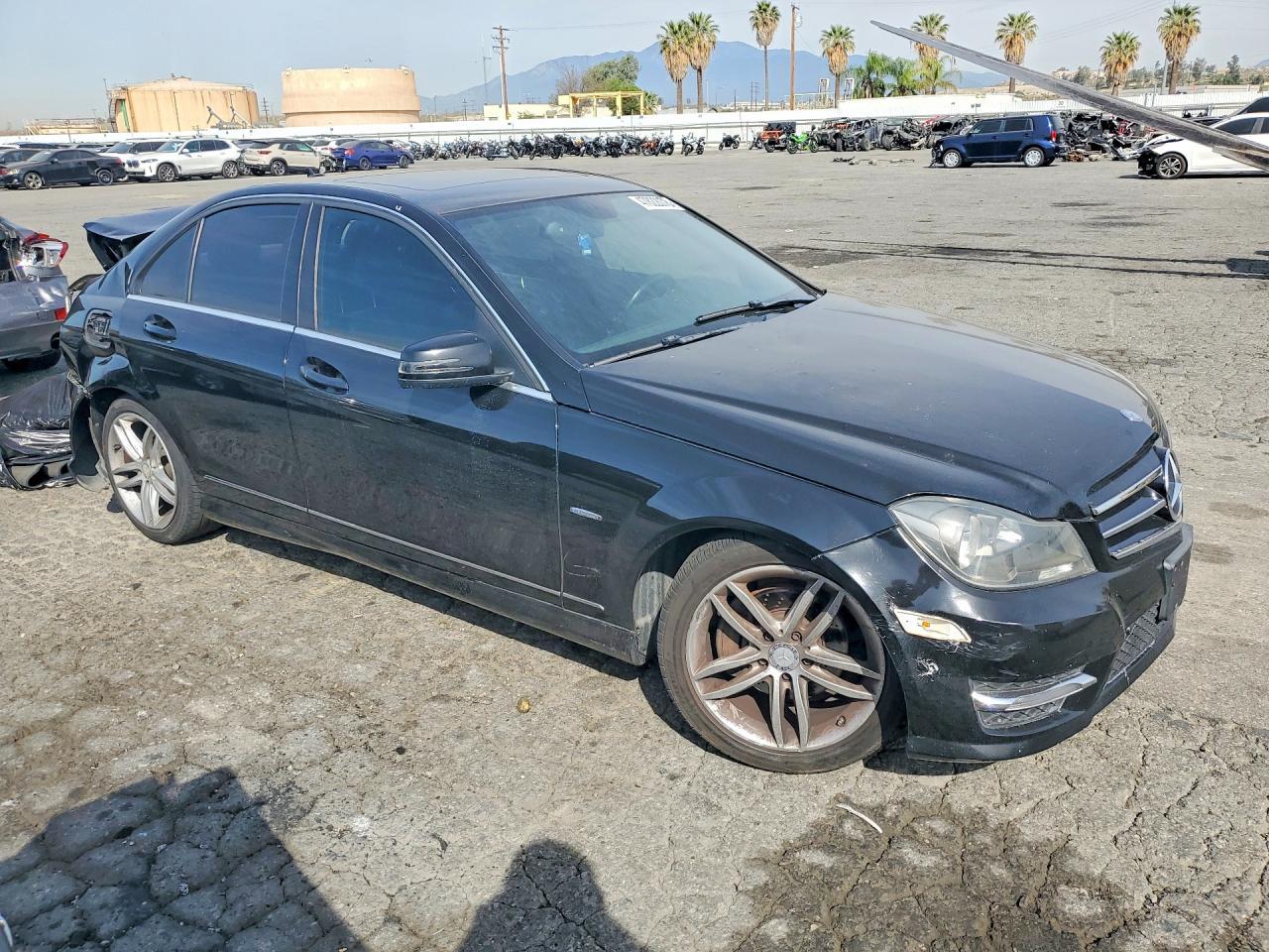 2014 Mercedes-Benz C 250