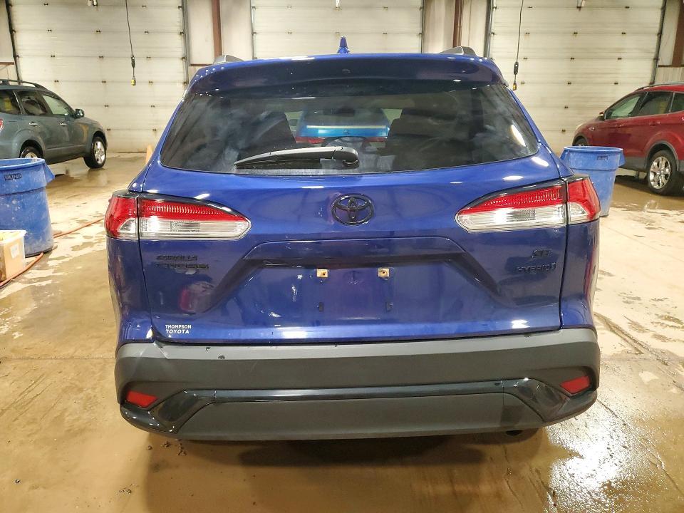 2023 Toyota Corolla Cross Hybrid se