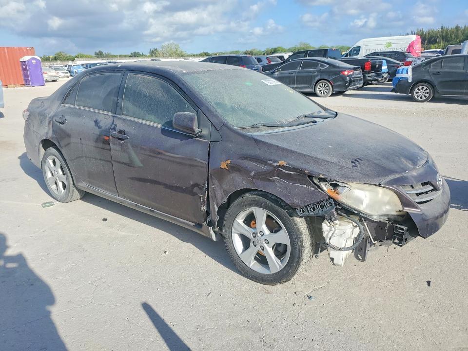 2013 Toyota Corolla le Special Edition