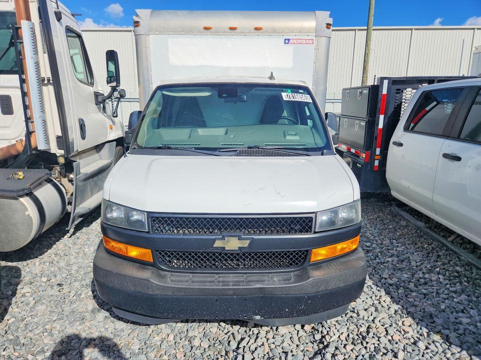 2019 Chevrolet Express BOX Truck