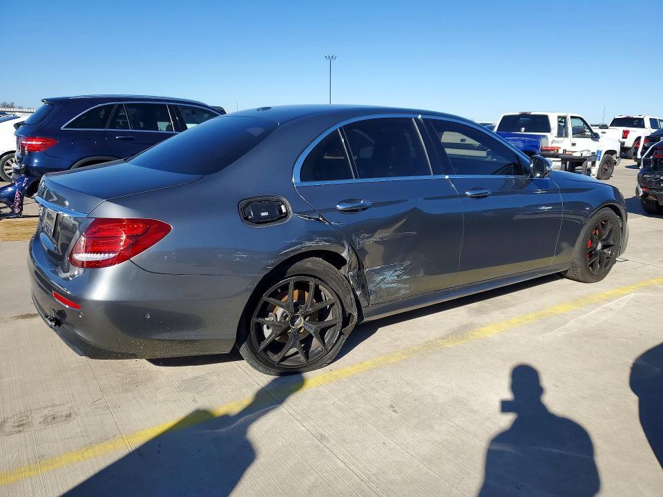 2017 Mercedes-Benz E 300 4matic